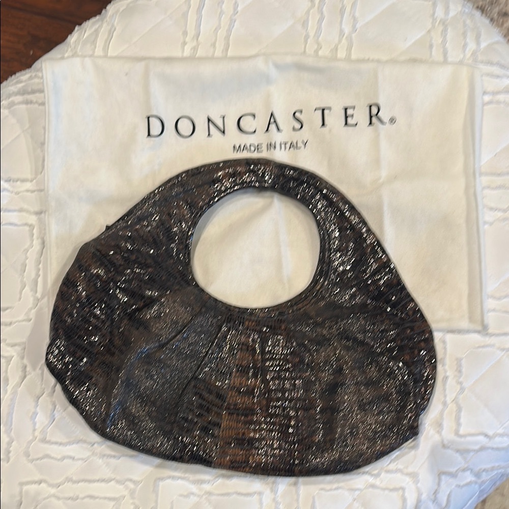 Doncaster Brown Textured Real Leather "croissant" Women's Bag
